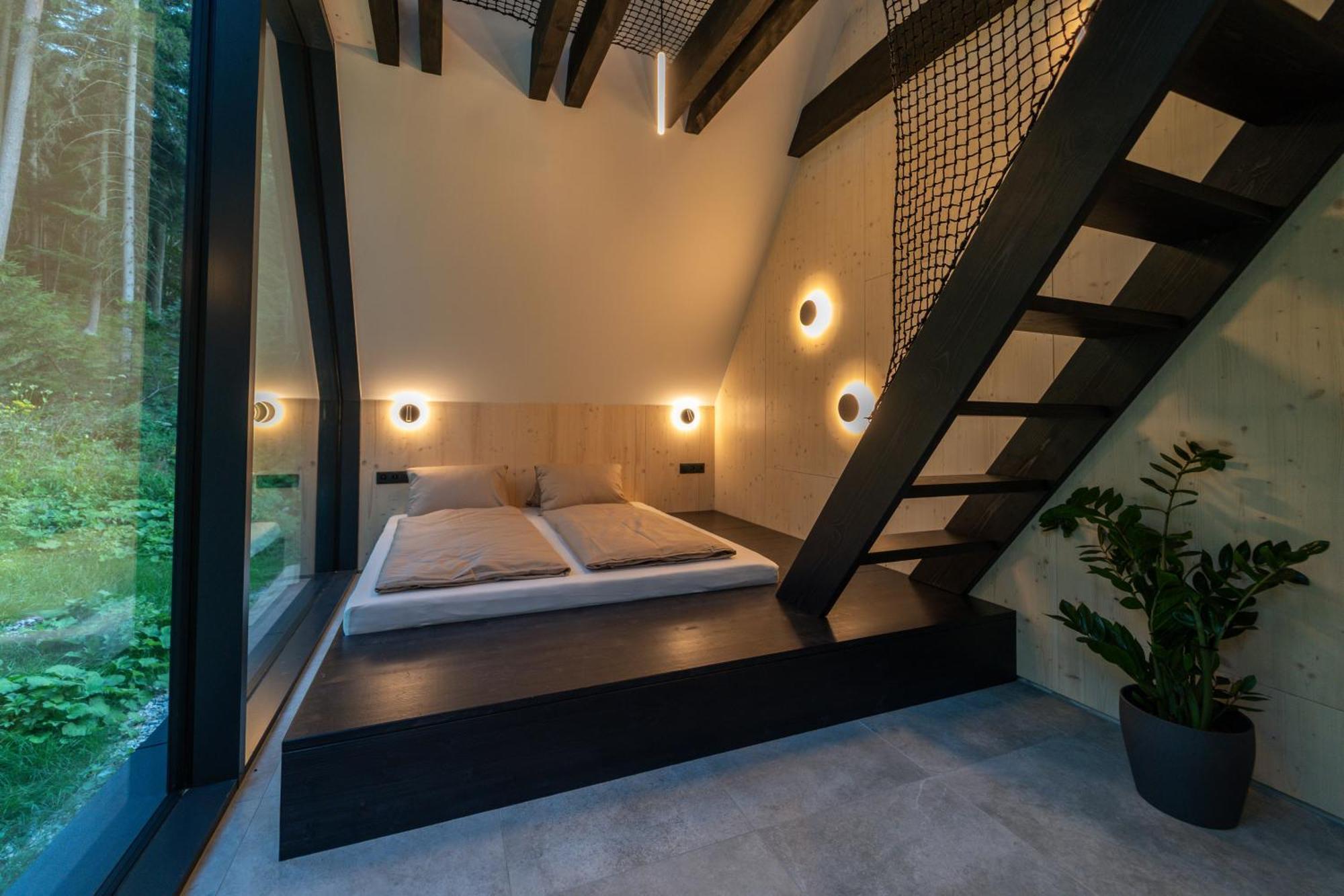 Pine Chalet Smizany Luaran gambar